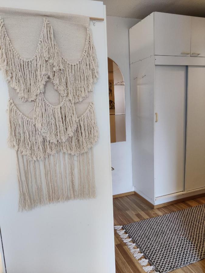 רובניימי Hilla Apartments מראה חיצוני תמונה